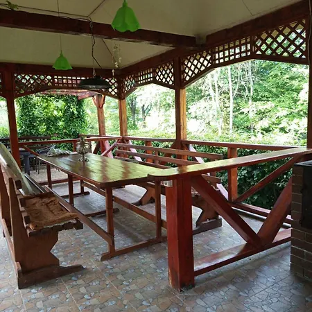 2-х поверховий будиночок у синяку Holiday home